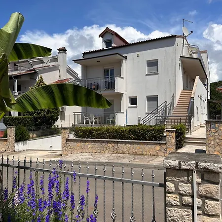 Appartement Borik Lea