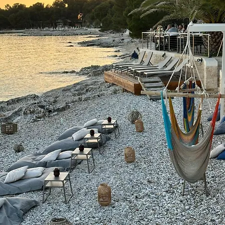 Borik Lea Apartman *