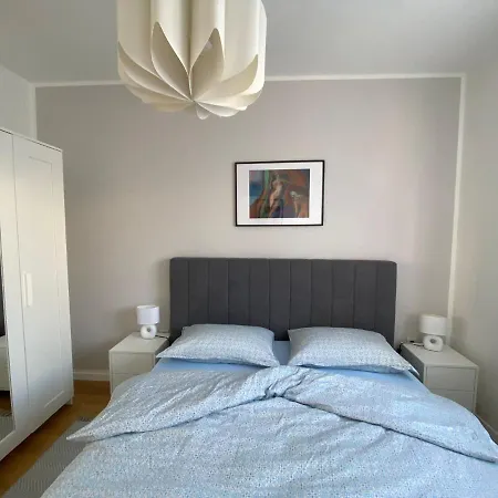 Borik Lea * 罗维尼